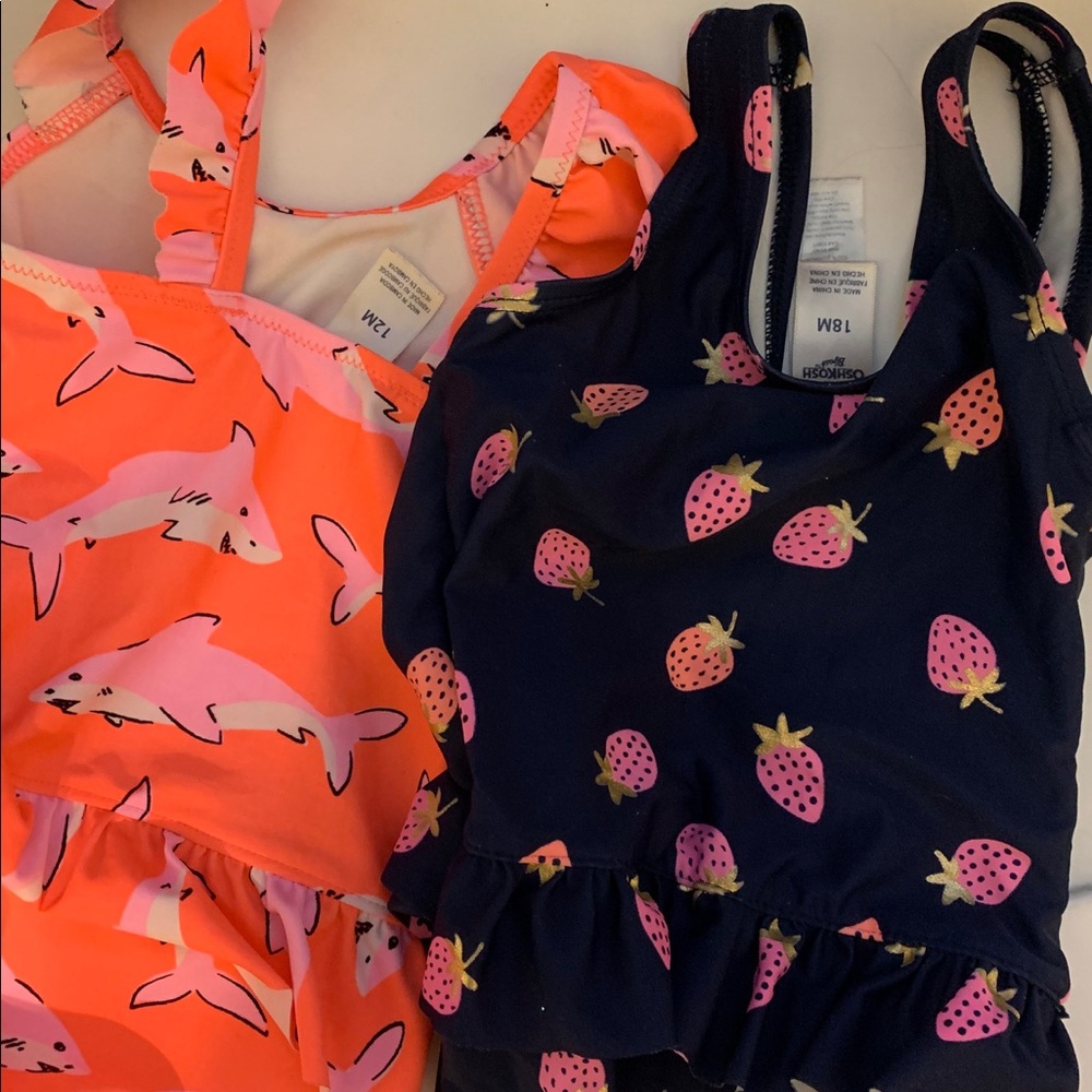 Bathing suits - Picture 3 of 4